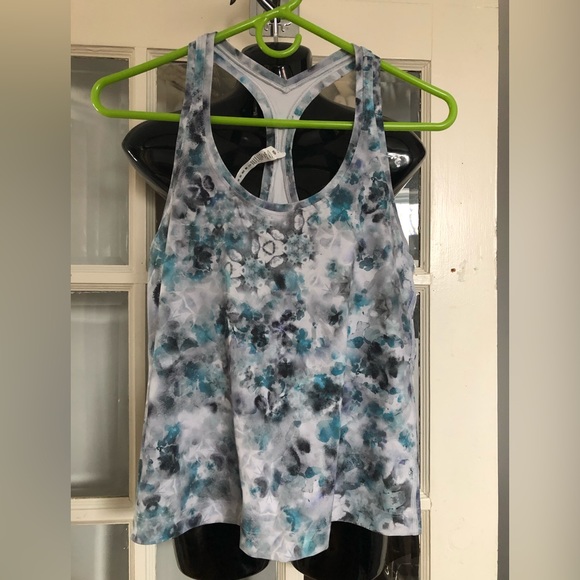 lululemon athletica Tops - CRB race length size 12